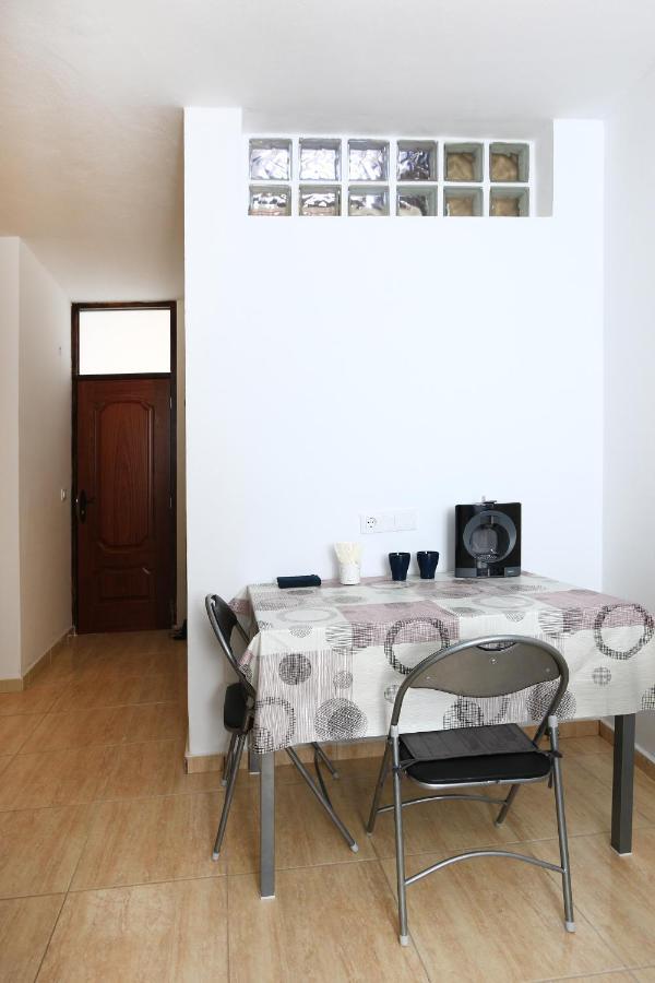 Holiday Apartment C Lanzarote Arrecife  Buitenkant foto
